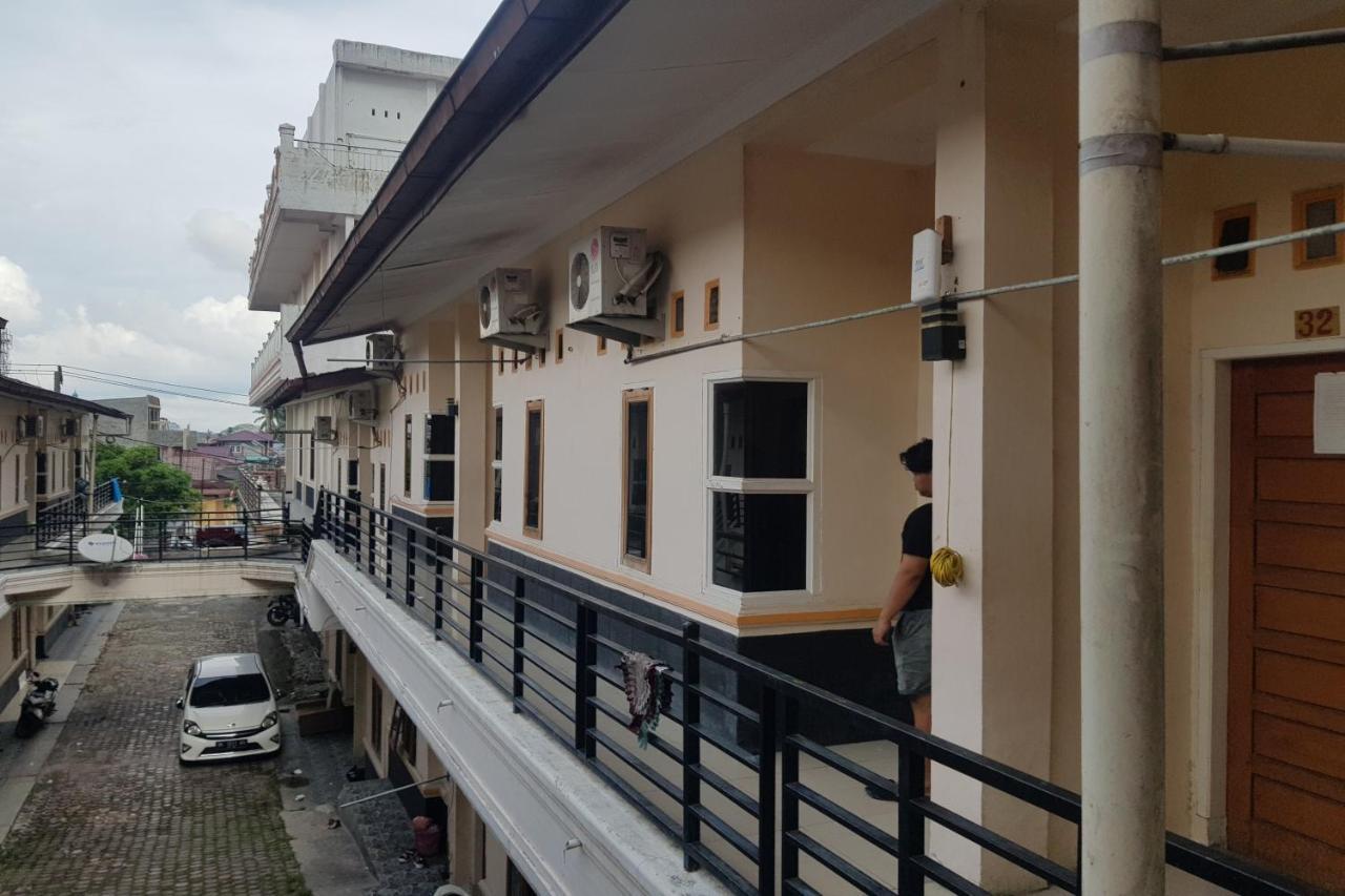 Oyo 91647 Sanina Residence Pematangsiantar Exterior photo