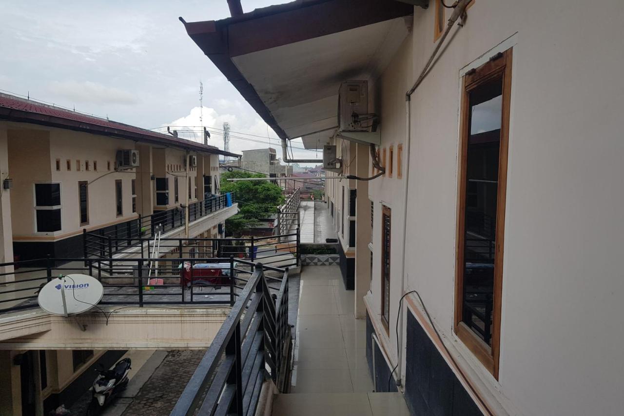 Oyo 91647 Sanina Residence Pematangsiantar Exterior photo